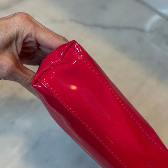 Yves Saint Laurent Purse NWOT red patent leather clutch cosmetic Bag - Picture 9 of 17